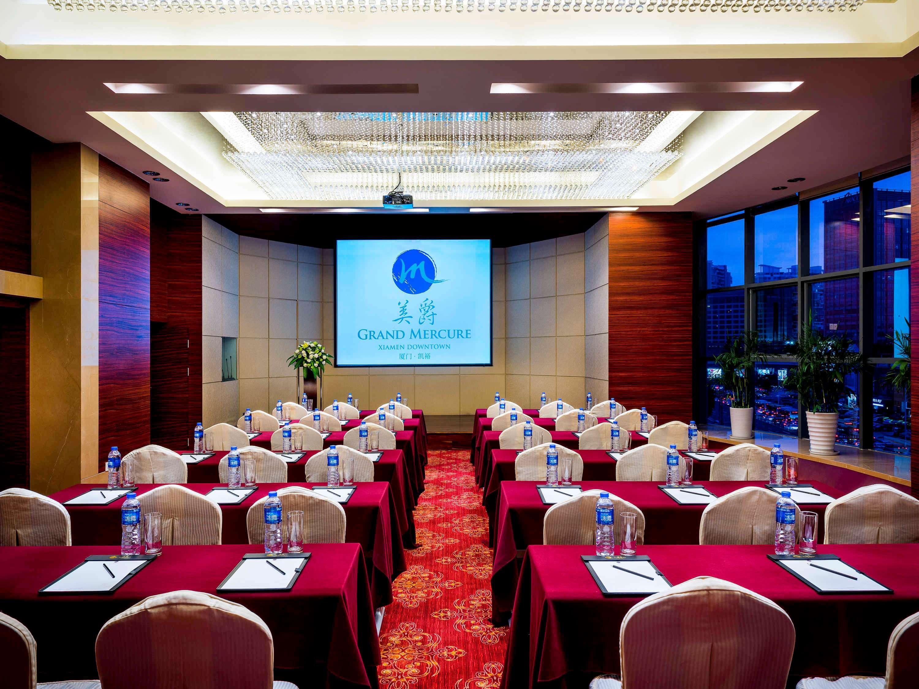 Grand Mercure Xiamen Downtown-Free Welcome Fruit & Metro Station Екстериор снимка
